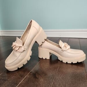 EUC Steve Madden Platform Loafers Size 38